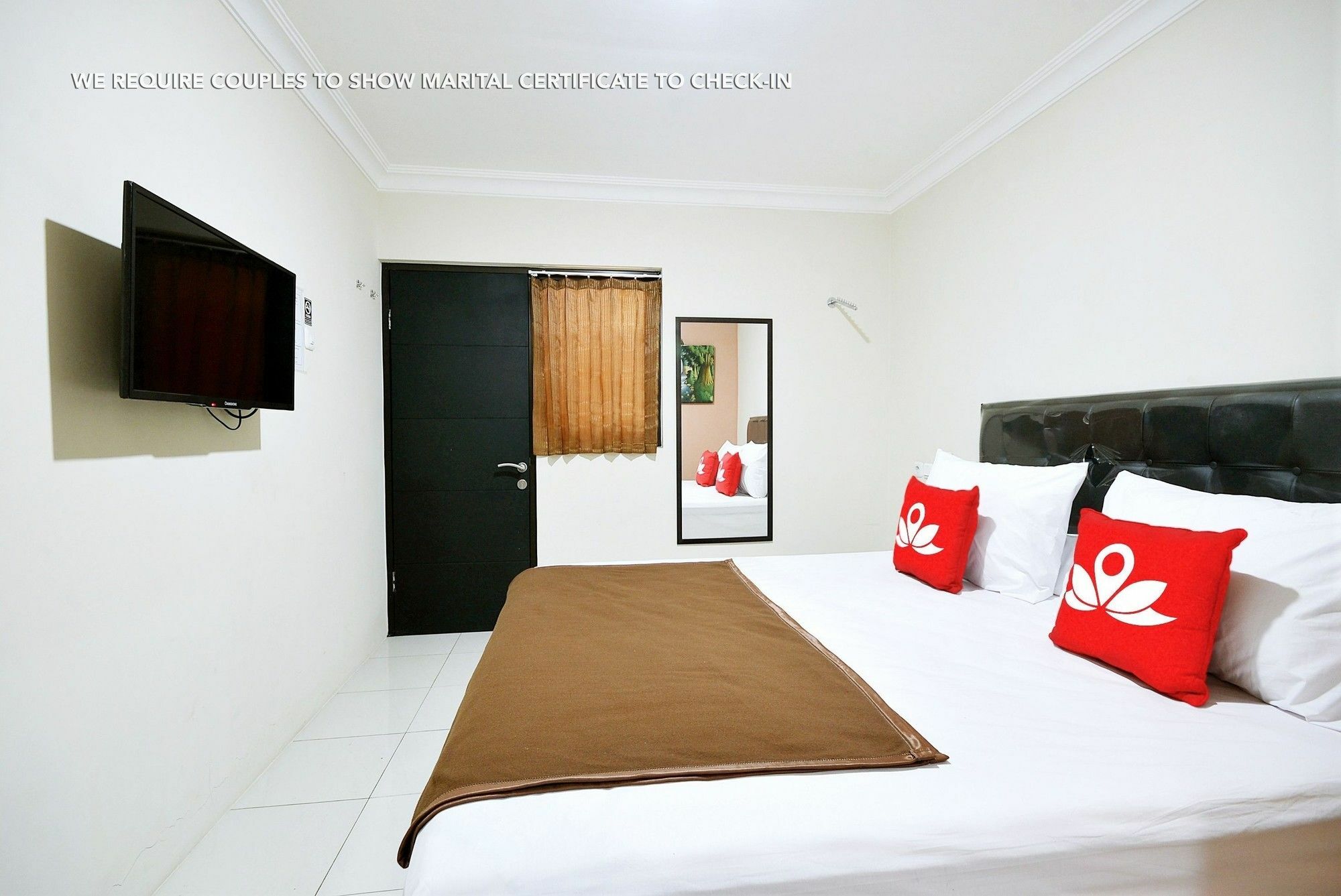 Zen Rooms Kuningan Syariah Джакарта Экстерьер фото