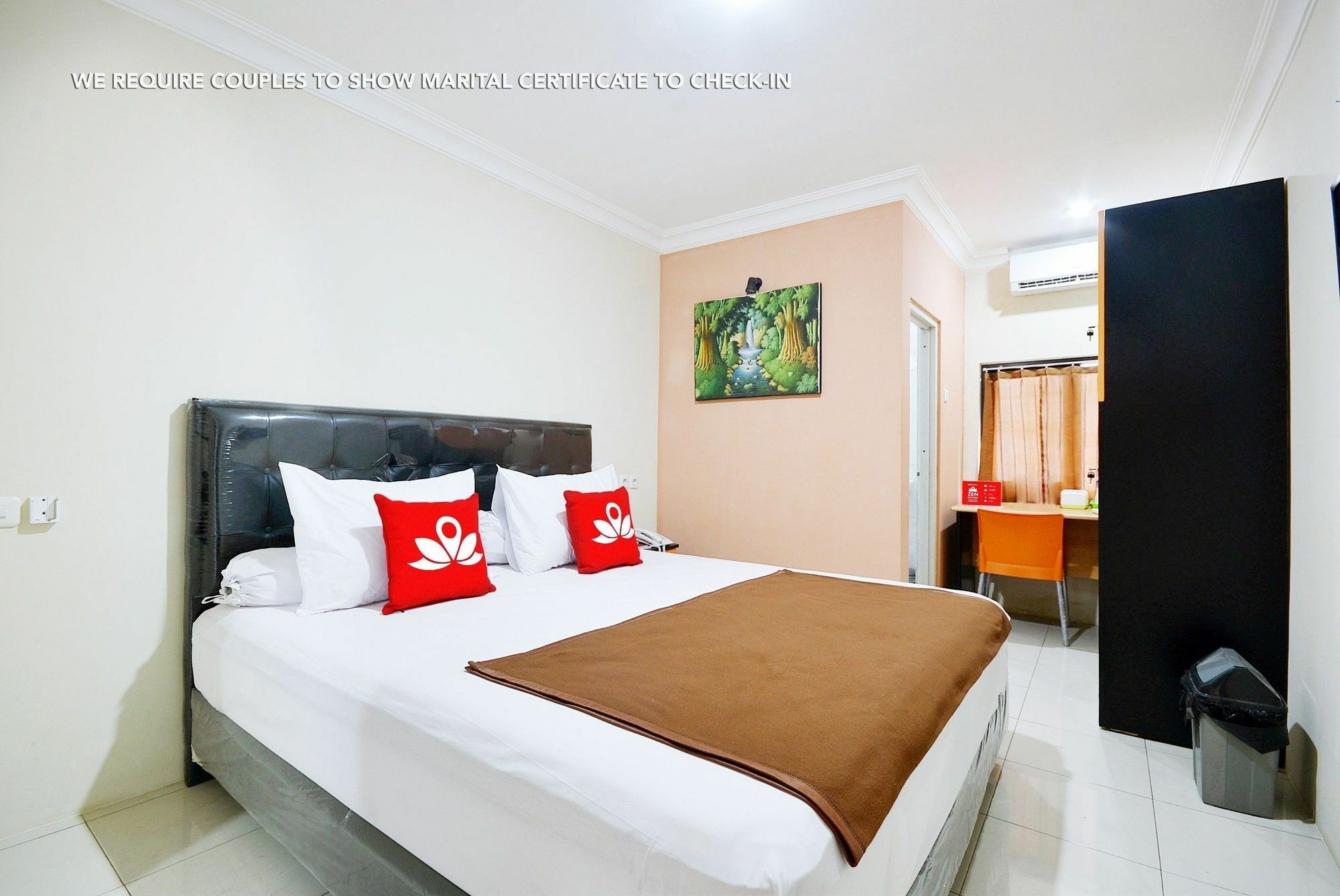 Zen Rooms Kuningan Syariah Джакарта Экстерьер фото